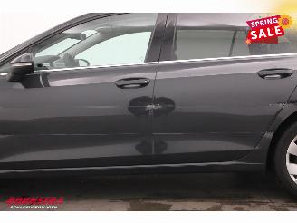 Volkswagen Golf Variant 2.0 TDI DSG Style Pano LED ACC ErgoComf. HUD Camera LRHZ picture 10