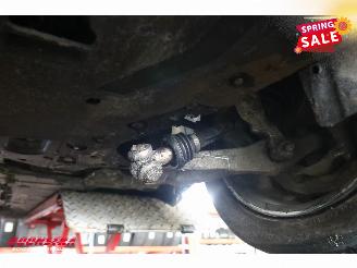 Volvo V-60 T8 Twin Engine AWD Inscription Pano LED ACC H/K Ventilatie LRHZ AHK picture 11