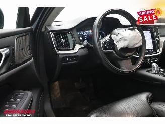 Volvo V-60 T8 Twin Engine AWD Inscription Pano LED ACC H/K Ventilatie LRHZ AHK picture 20
