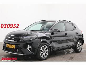 damaged passenger cars Kia Stonic 1.0 T-GDi MHEV DynamicPlusLine Virtual ACC Navi Clima Camera LRHZ SHZ 2025/6