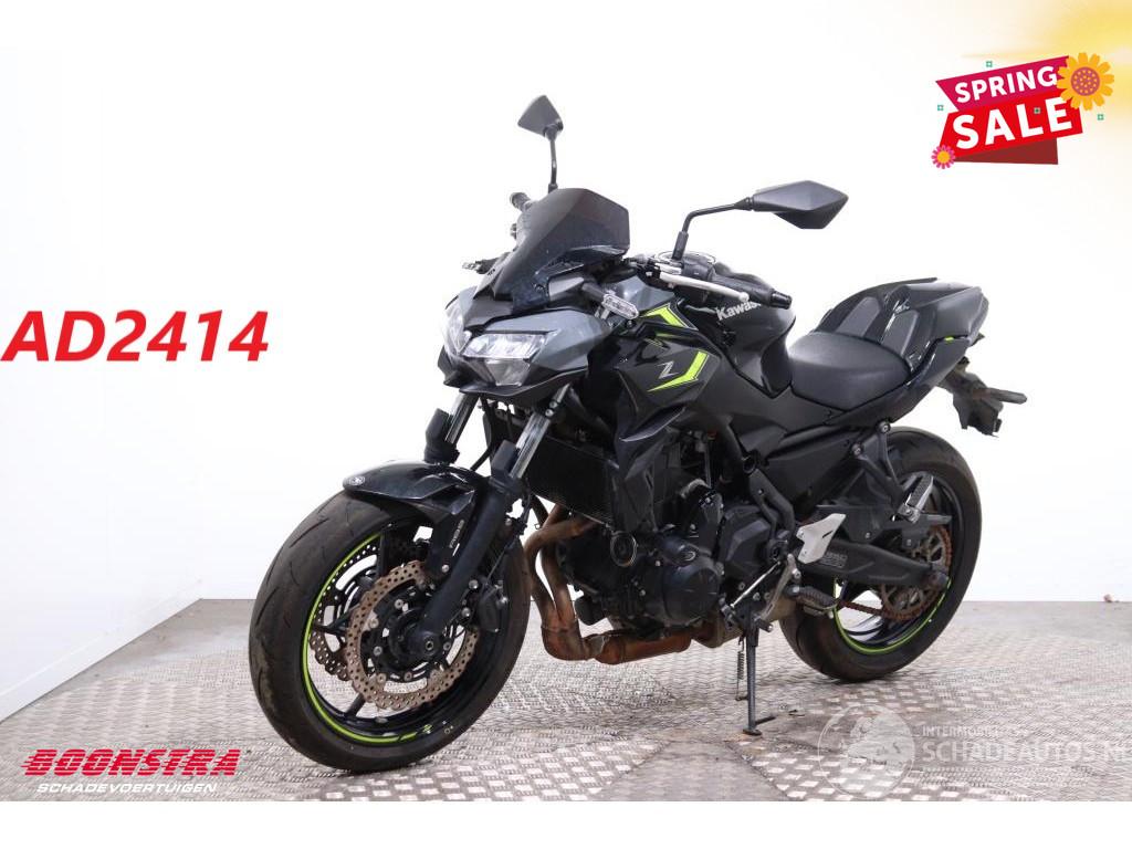 Kawasaki Z 650 ABS LED 2.559 km!!