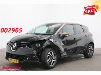 Voiture accidenté Renault Captur 0.9 TCe Dynamique Navi Clima Cruise PDC AHK 2017/1