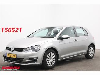 Käytettyjen passenger cars Volkswagen Golf 1.6 TDI Trendline BlueMotion Navi Bluetooth Airco Cruise 2016/3