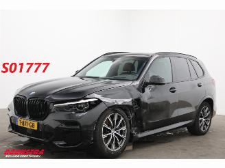 Schadeauto BMW X5 xDrive45e M-Sport Pano LED ACC Leder Memory HUD Camera Lucht AHK 2023/6