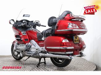 Honda GL 1800 Gold Wing GL 1800 Gold Wing Dual C-ABS Deluxe Cruise Radio Reverse picture 4