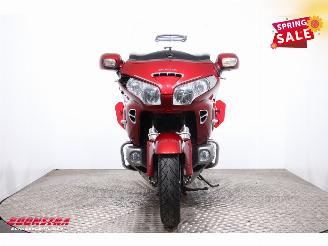 Honda GL 1800 Gold Wing GL 1800 Gold Wing Dual C-ABS Deluxe Cruise Radio Reverse picture 6