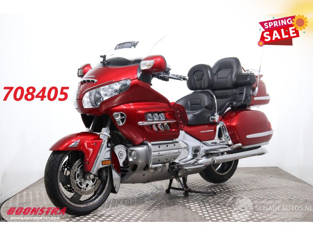 Honda GL 1800 Gold Wing GL 1800 Gold Wing Dual C-ABS Deluxe Cruise Radio Reverse