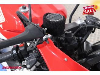 Honda VFR 400 R picture 17