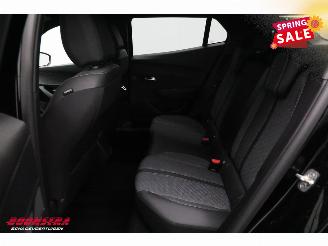 Peugeot 2008 1.2 PureTech 100 Active Navi Clima Cruise 5.108 km! picture 15