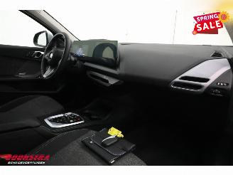 BMW 1-serie 120i M Sport LED HUD H/K 360° SHZ picture 11