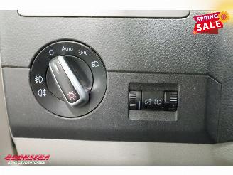 Volkswagen Transporter 2.0 TDI L2-H1 Airco Cruise AHK Imperiaal picture 18