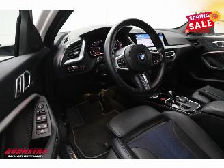 BMW 1-serie 120i Aut. Sportline LED Navi Cruise LRHZ SHZ picture 14