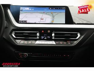 BMW 1-serie 120i Aut. Sportline LED Navi Cruise LRHZ SHZ picture 11