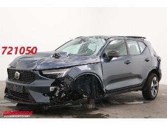 Unfallwagen Volvo XC40 2.0 B4 Plus Dark LED ACC H/K Camera SHZ LRHZ 4.296 km! 2025/11