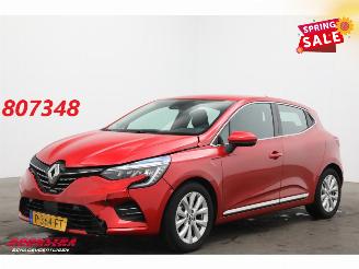 Unfallwagen Renault Clio 1.6 E-Tech Hybrid 140 Intens LED 360° Apple/Android Camera PDC 2022/2