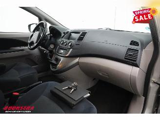 Mitsubishi Grandis 2.4-16V InSport Dealeronderhouden Navi Clima Cruise PDC AHK picture 9