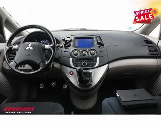 Mitsubishi Grandis 2.4-16V InSport Dealeronderhouden Navi Clima Cruise PDC AHK picture 10