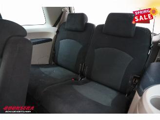Mitsubishi Grandis 2.4-16V InSport Dealeronderhouden Navi Clima Cruise PDC AHK picture 14
