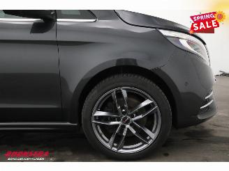 Mercedes V-klasse 300d 4-MATIC Lang DoKa AMG LED Leder 360° Cruise SHZ AHK picture 5