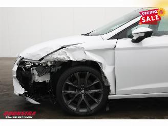 Seat Leon 1.5 TSI DSG FR Pano LED ACC Virtual Beats Camera SHZ 96.340 km! picture 10