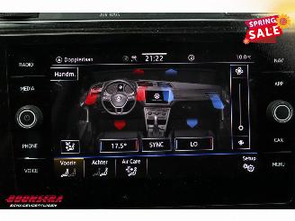 Volkswagen Touran 2.0 TDI 150 PK DSG Navi Clima Cruise SHZ PDC picture 27