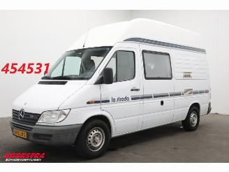 skadebil camper La Strada Regent L 316 CDI Aut. Luifel Cruise PDC AHK 168.475 km! 2002/10