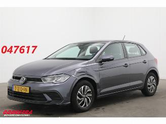 skadebil auto Volkswagen Polo 1.0 TSI Life Virtual ACC Apple/Android Airco 2023/6