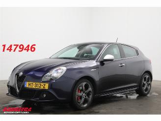 Unfallwagen Alfa Romeo Giulietta 1.4 T Aut. Bluetooth Clima Cruise PDC 2012/2
