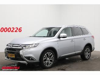 Avarii autoturisme Mitsubishi Outlander 2.0 Executive Edition Navi Clima Cruise Camera PDC AHK 2015/8
