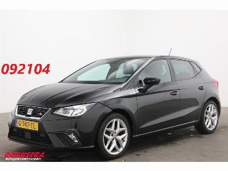 krockskadad bil auto Seat Ibiza 1.0 TSI FR Business Intense Navi Clima Cruise PDC 2019/12