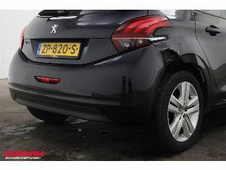 Peugeot 208 1.2 PT Signature Navi Airco Cruise PDC 134.559 km! picture 8