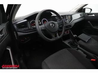 Volkswagen Polo 1.0 MPI Comfortline Airco Bluetooth Cruise picture 17