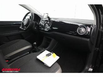 Volkswagen Up! 1.0 high up! 5-Drs Clima Navi Cruise LMV 17.491 km! picture 8
