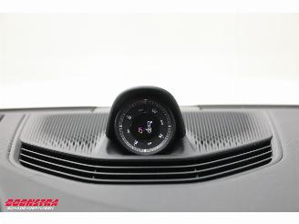 Porsche Taycan 4 105 kWh Sport Chrono PDLS Pano ACC Bose 360° picture 40