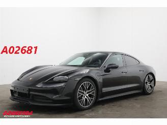 krockskadad bil auto Porsche Taycan 93 kWh Performancebatterie+ Pano LED ACC Bose Camera SHZ 2024/2