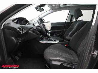 Peugeot 308 1.2 PureTech Allure Pano Navi Clima Cruise Camera PDC 95.668 km! picture 16