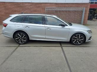 Skoda Octavia Octavia Combi (NXAC), Combi 5-drs, 2019 1.0 TSI e-TEC 12V picture 2