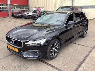 Coche siniestrado Volvo V-60 V60 II (ZW), Combi, 2018 2.0 T5 16V 2019/6