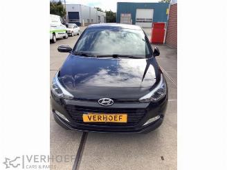 Salvage car Hyundai I-20 i20 (GBB), Hatchback, 2014 / 2020 1.0 T-GDI 100 12V 2018/6