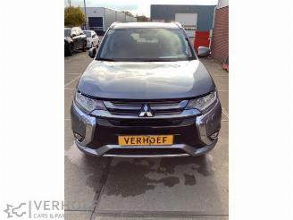 Salvage car Mitsubishi Outlander Outlander (GF/GG), SUV, 2012 / 2022 2.0 16V PHEV 4x4 2016/12