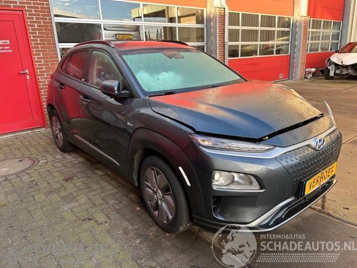 Hyundai Kona Kona (OS), SUV, 2017 / 2023 39 kWh
