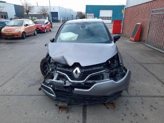 Coche siniestrado Renault Captur Captur I (2R), SUV, 2013 0.9 Energy TCE 12V 2016/9