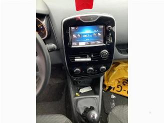 Renault Clio Clio IV (5R), Hatchback 5-drs, 2012 / 2021 1.2 16V picture 11