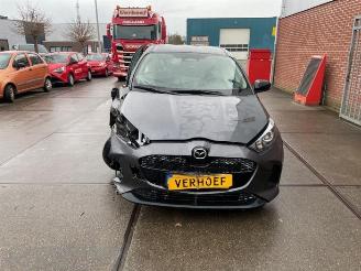 Salvage car Mazda 2 2 Hybrid, Hatchback, 2022 1.5 12V 2024/11