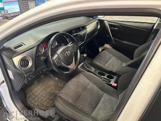 Toyota Auris Auris (E18), Hatchback 5-drs, 2012 / 2019 1.6 Dual VVT-i 16V picture 5