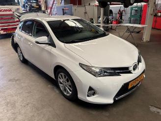 Toyota Auris Auris (E18), Hatchback 5-drs, 2012 / 2019 1.6 Dual VVT-i 16V picture 2