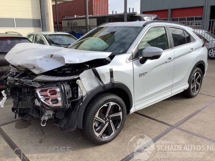 Mitsubishi Eclipse Cross Eclipse Cross (GK/GL), SUV, 2017 2.4 16V PHEV 4x4