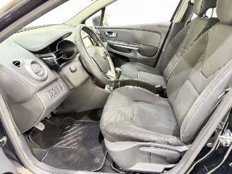 Renault Clio Estate 1.5 dCi Night&Day Navi picture 7