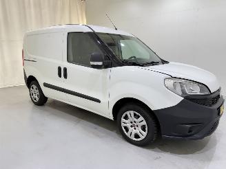 krockskadad bil bedrijf Fiat Doblo Cargo 1.3 MJ Actual Airco 2017/2