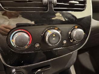 Renault Clio Estate 0.9 TCe Expression Navi/Airco picture 45